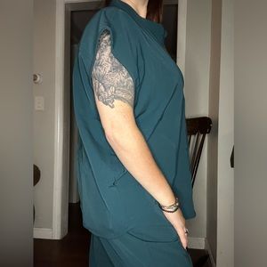 Figs Caribbean Blue Rafaela scrub top size L